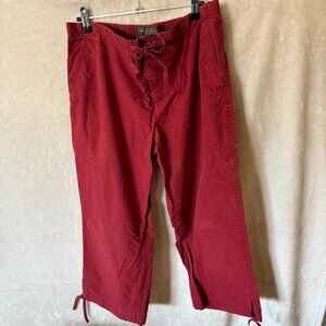 Banana Republic Factory Outlet red capri pants